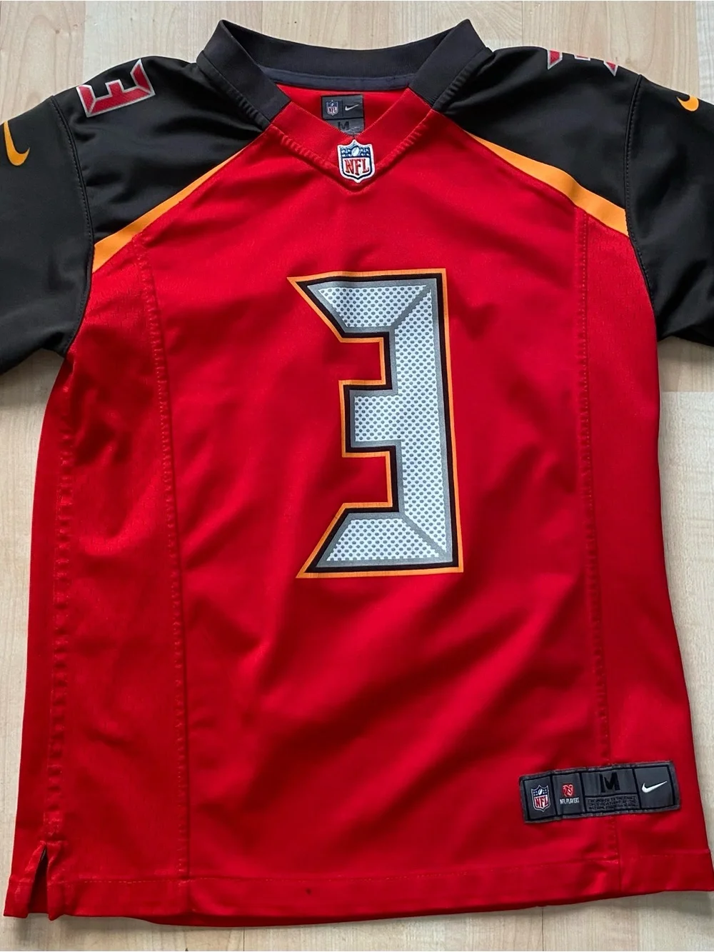 Tampa Bay Buccaneers Jameis Winston Nike Youth Medium Jersey